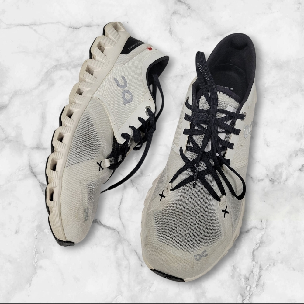 On Cloud X3 Womens Black White Running Shoes Sneakers Size 9.5